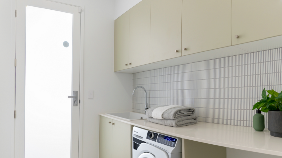 flagstone display laundry