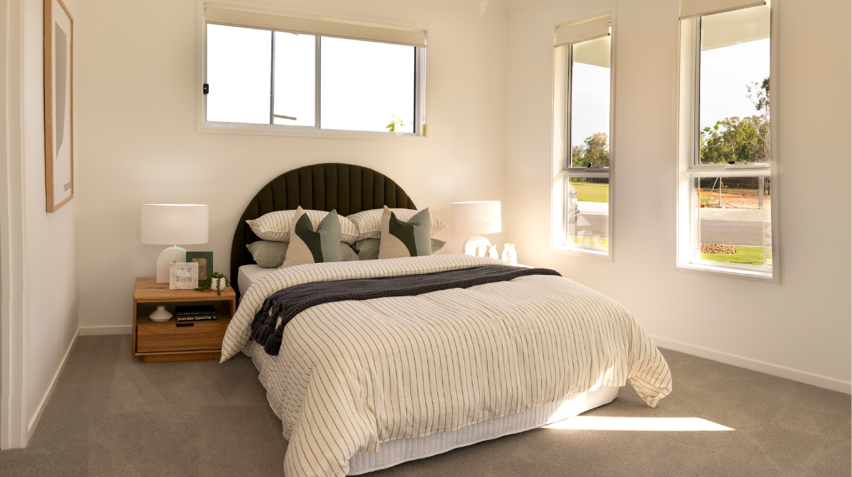 flagstone display Master Bedroom